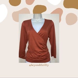 Cute wrapped top🌻